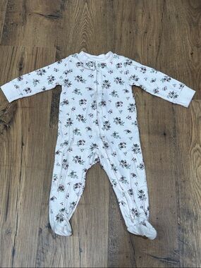 Little Planet by Carter’s Organic Wildberry Bouquet Zip Footed Sleeper 9m